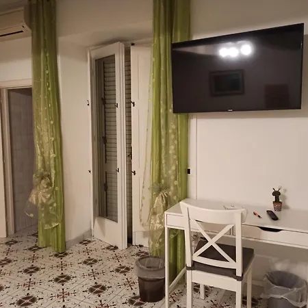 Holiday home Relais Zio Vincenzo Casa *